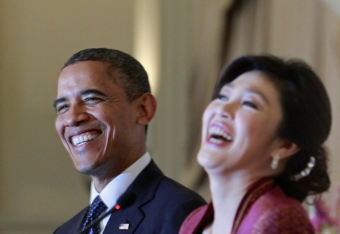 Nữ Thủ tướng Thái Lan cười sảng khoái khi gặp Tổng thống Obama